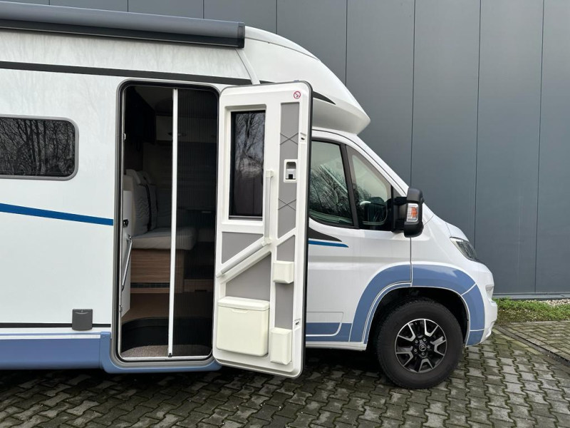 Bürstner Delfin T 690 G - navi  foto: 18