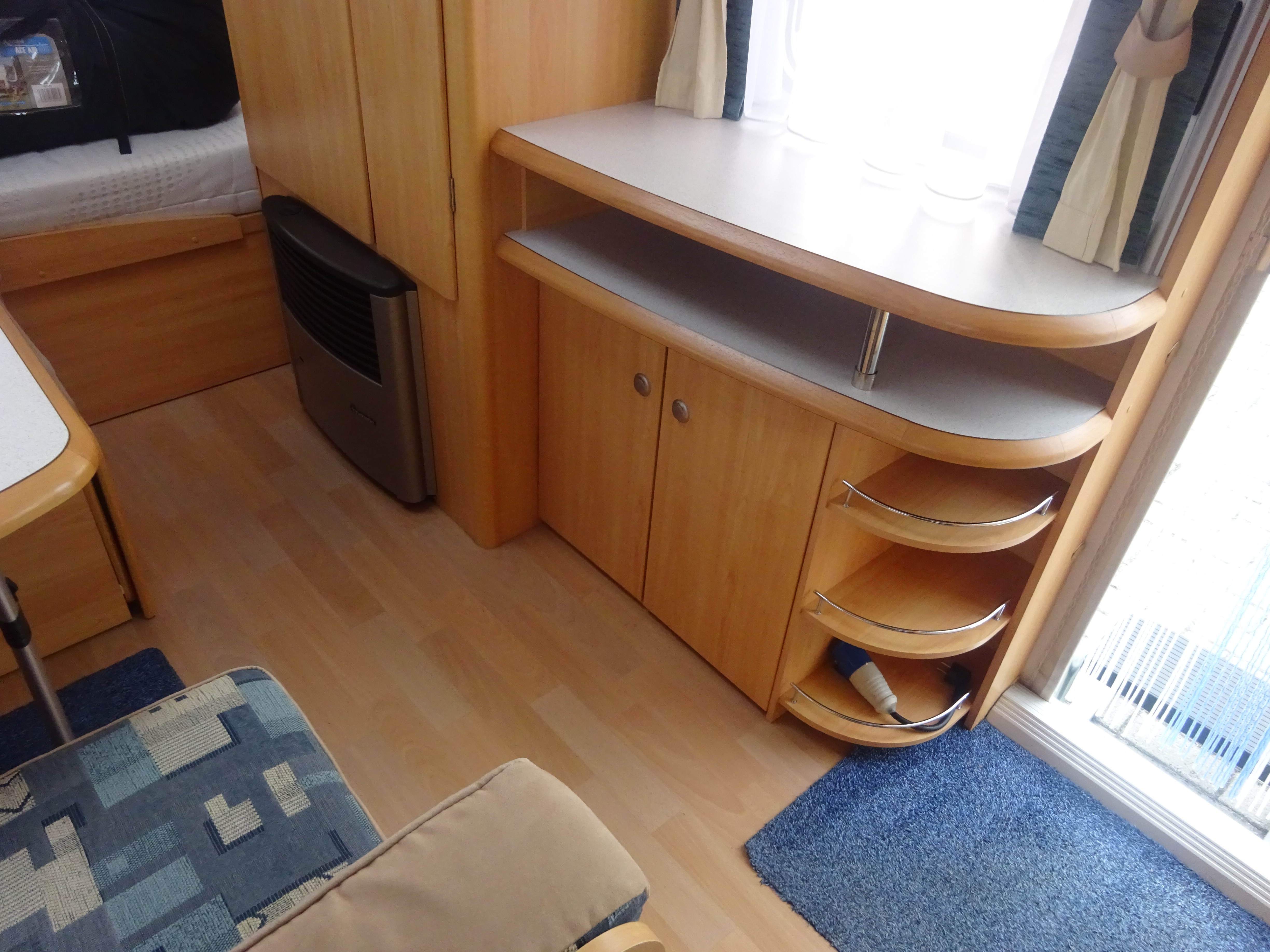 Home-car Racer 450 Ruime Caravan Met Nieuwe Mover foto: 20