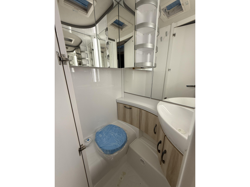 Hobby De Luxe 490 KMF foto: 10