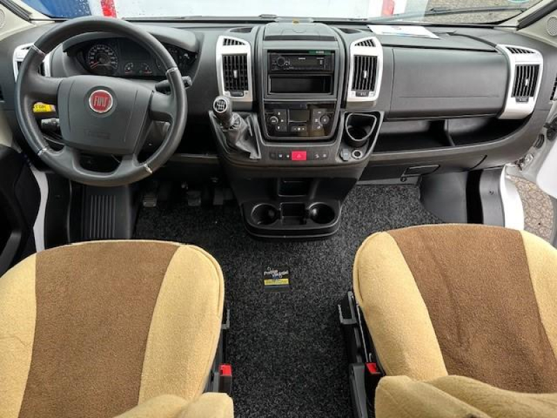 Malibu Van 640 LE CAMAS LARGAS + ENGANCHE DE REMOLQUE foto: 13