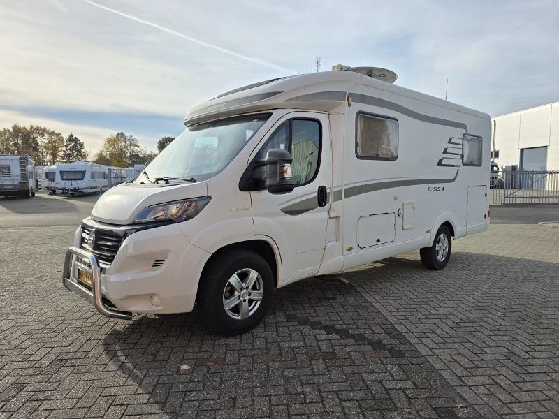 Hymer Exsis-T 588 Autom&aacute;tico 150CV 2017 foto: 1