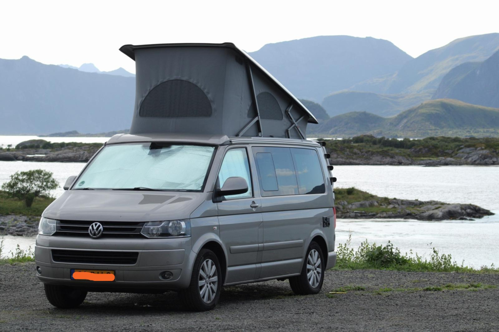 VOLKSWAGEN CALIFORNIA photo: 0
