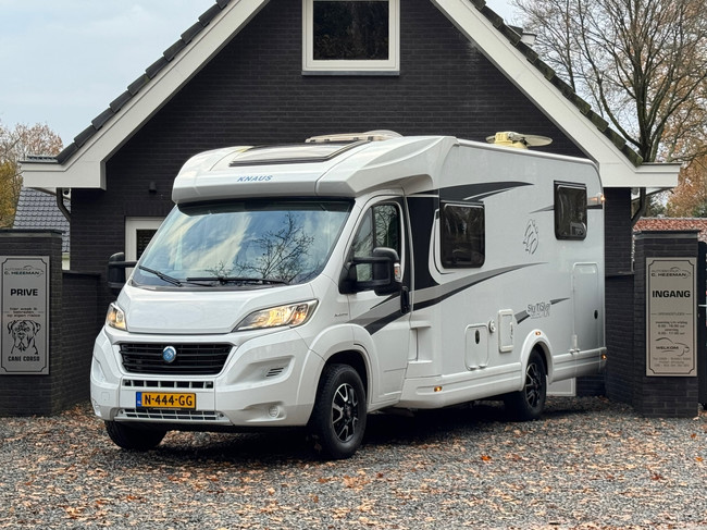 Knaus R16 Knaus Sky TI Silver Selection 700 MEG Airco AUT 31dkm