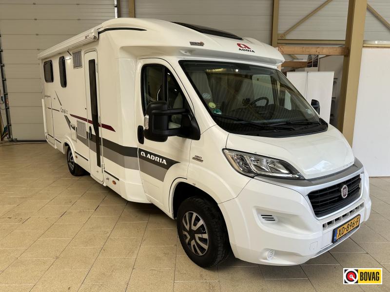 Adria Coral Axess 670 SL Fahrradträger / Dachklimaanlage