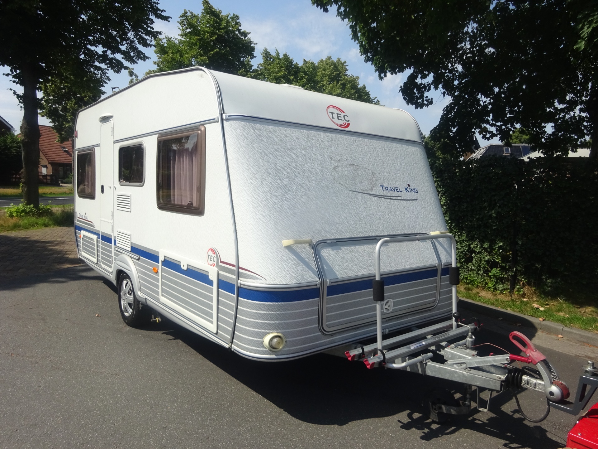 Tec Travelking 450 Met Vast Bed Mover en Airco foto: 0