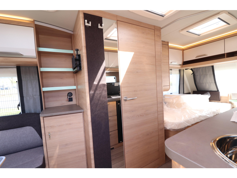 Knaus Sudwind Black Selection 460 EU Gas Campovolo 231 photo: 6