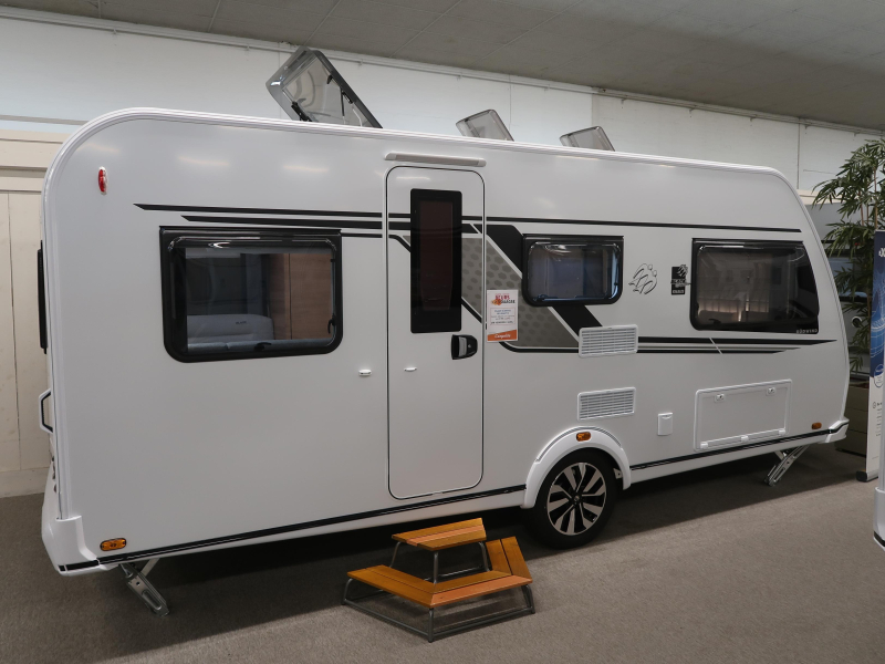 Knaus Sudwind Black Selection 500 EU !! BED VAN 217CM LANG !!!  foto: 1