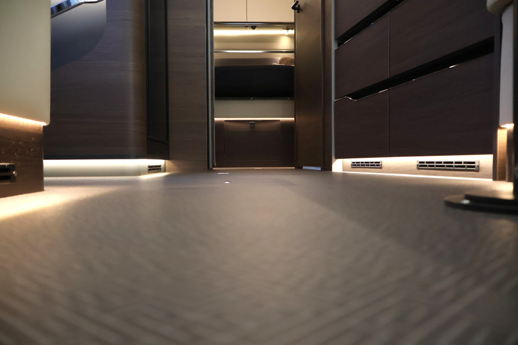 Adria Supersonic 780 DC Foto: 23