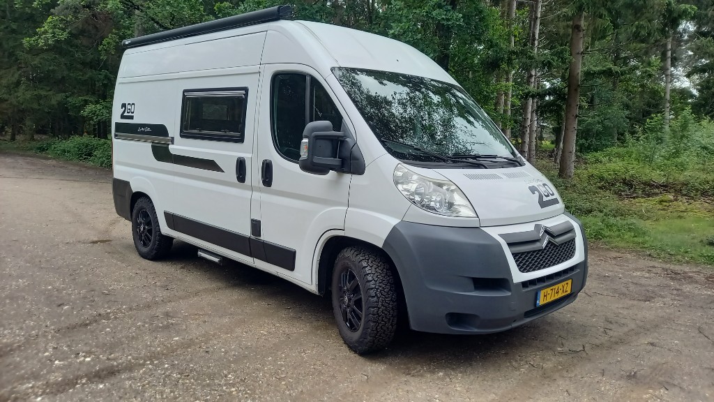 Furgoneta camper Citro&euml;n Jumper 2.2 HDI doble puerta corredera 5.4 Mtr