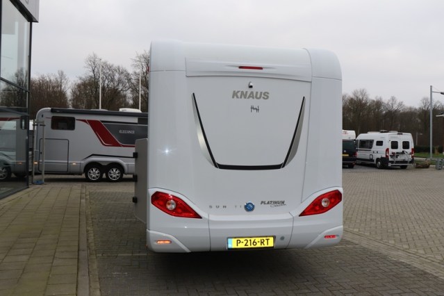 9 speed AUTOMATIC Knaus Platinum Edition Sun TI 650 flat floor single beds (80 photo: 16