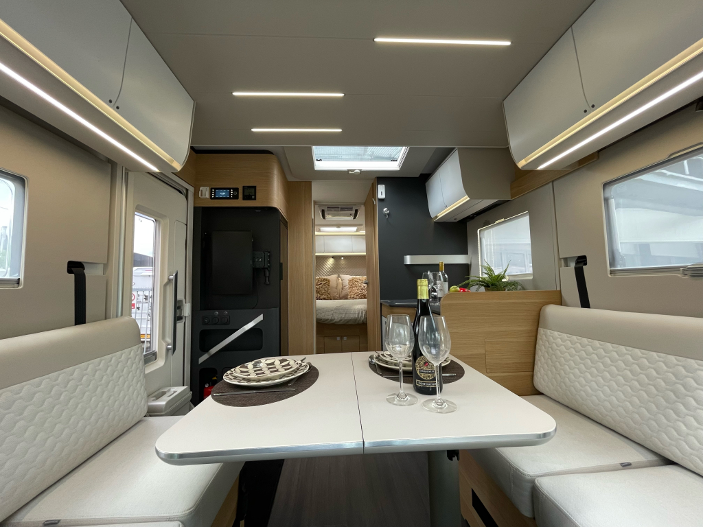 Adria MATRIX PLUS 670 DC CAMA QUEEN+CAMA ABATIBLE 2025! foto: 12