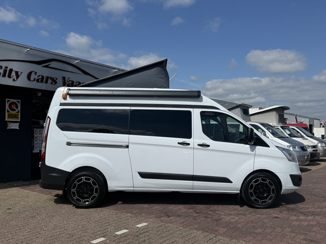 Ford Transit panel van professionally converted pop-top roof air conditioning cruise control 2 berths awning Thule tow bar MOT until 30-09-2027 photo: 2