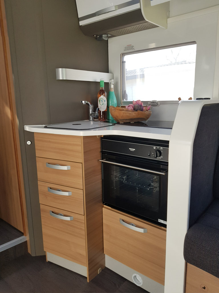 ADRIA MATRIX M 670DC foto: 5