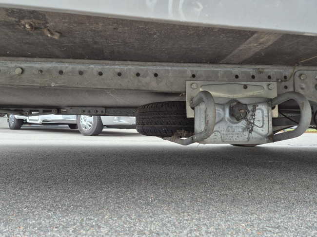 Eriba - Hymer 532 Enkele - losse bedden of XXL bed & luifel foto: 5