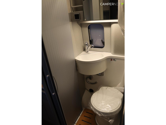 Hymer Free 600 Campus 140hp Automatic | Pop-top roof | Diesel Heating | Awning | Bike rack | Outdoor gas connection | photo: 14