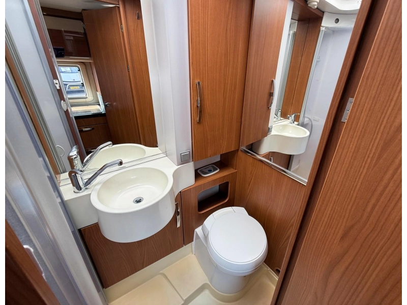 Hymer B614 SL Star Edition Full Options  foto: 11