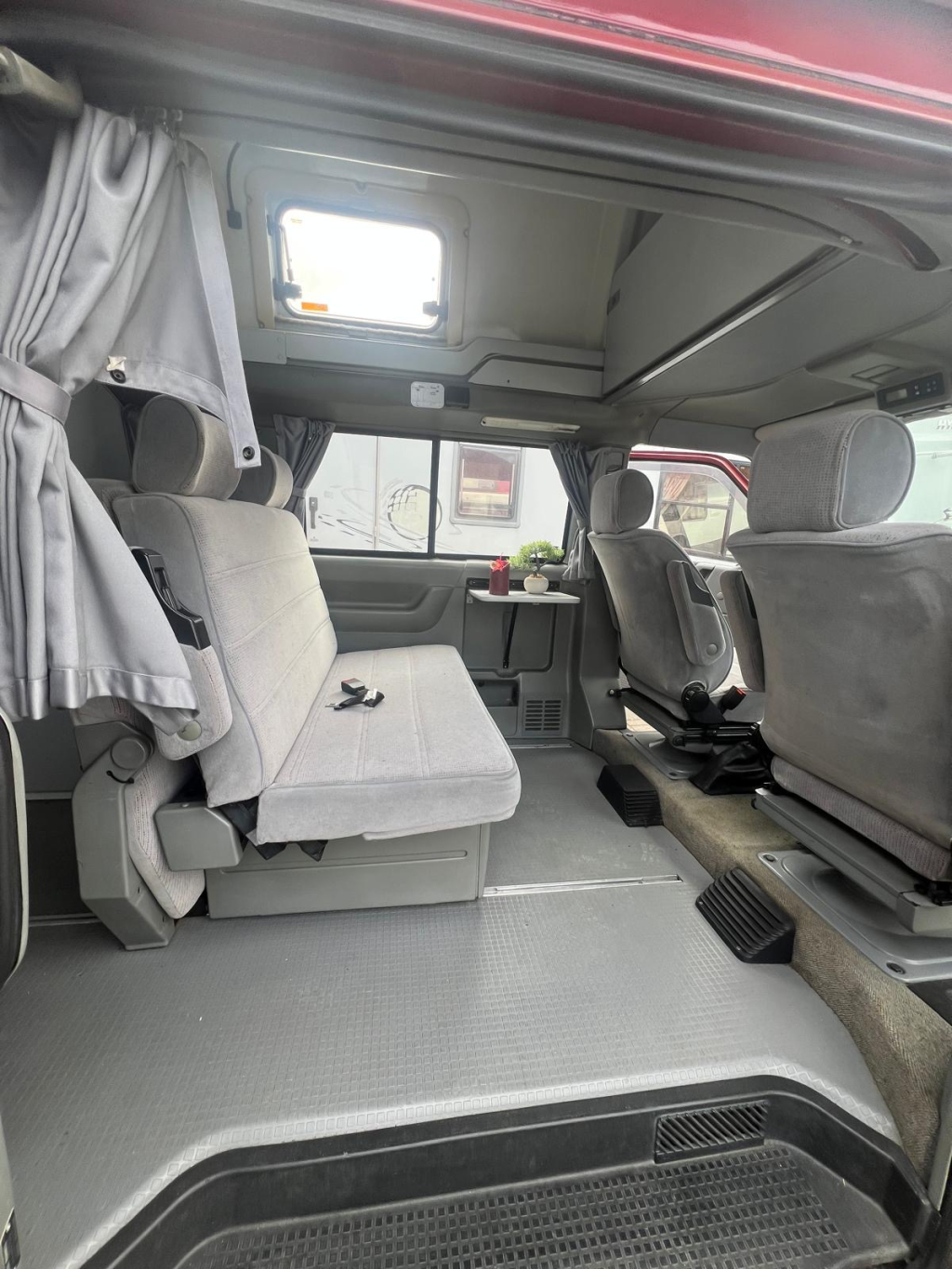 VOLKSWAGEN KAMPEERAUTO II D 57 KW AUT foto: 9