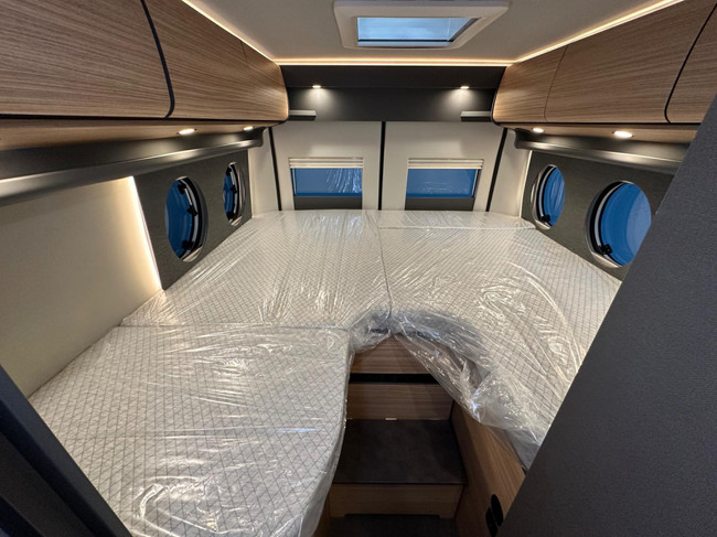 Malibu Van Comfort 640 LE Charming GT Skyview foto: 4