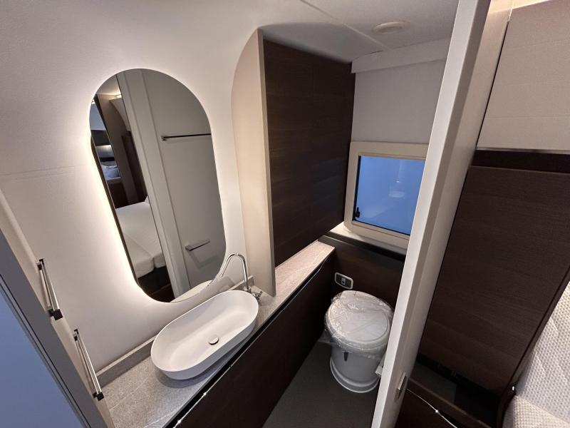 Adria Alpina 663 HT Queensbed - Model 2025  foto: 16