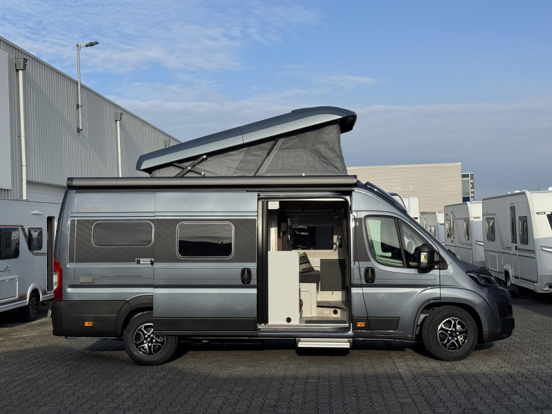 Hymer Yellowstone 640 -- Automaat - 4pers --  foto: 21