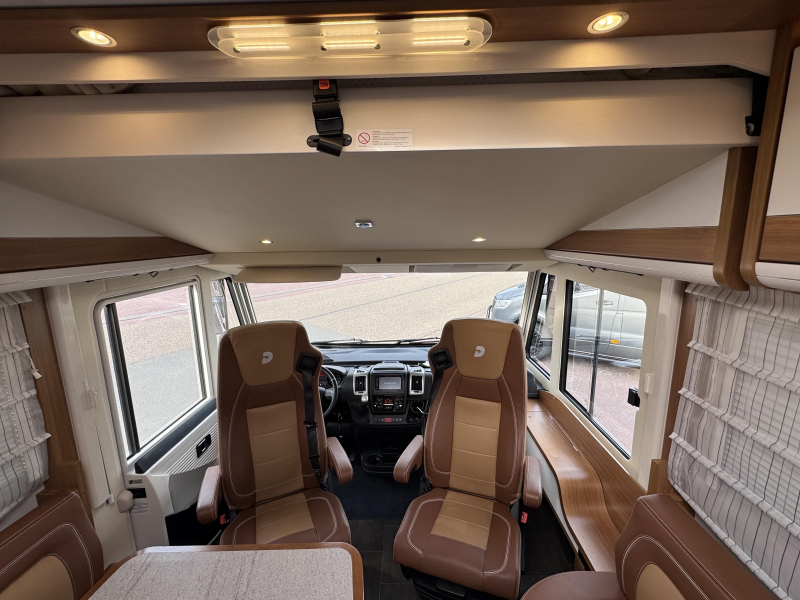 Dethleffs Globetrotter 7850 XL-I Automatik SEHR LUXURI&Ouml;S! Foto: 8