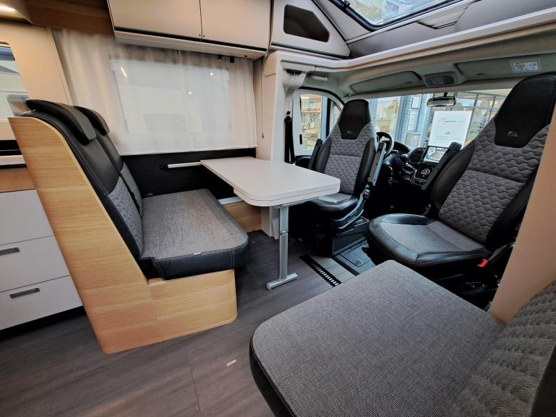 Adria Matrix 670 SL Axess Fiat 180 PK  foto: 7