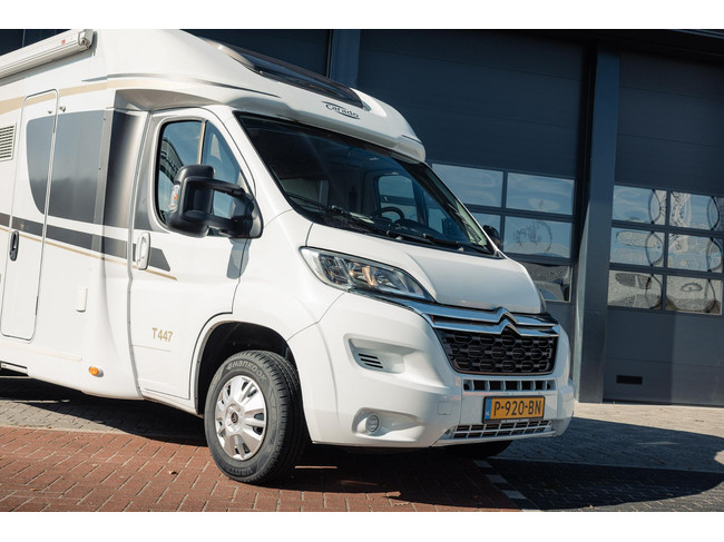 Carado T447 met hefbed foto: 3