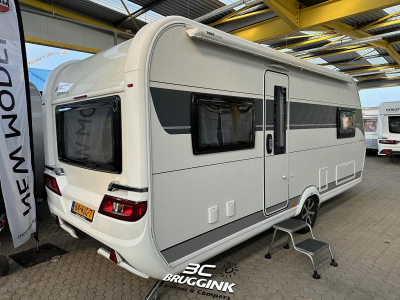 Hobby Prestige 540 UL SINGLE BED MOVER AWNING photo: 1