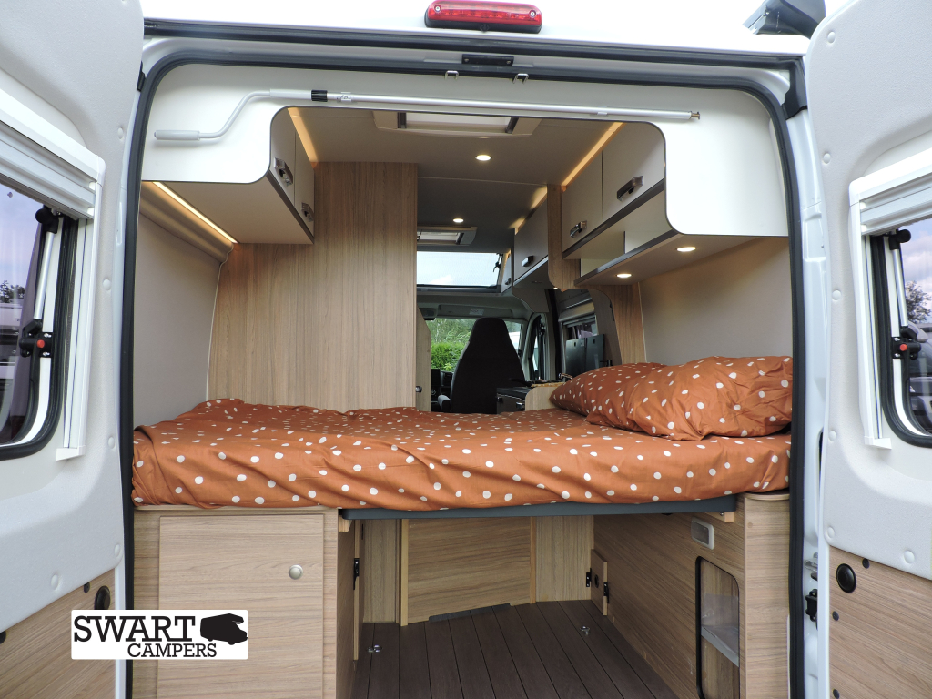 Weinsberg CaraBus 540 MQ, Dwarsbed Automaat foto: 21