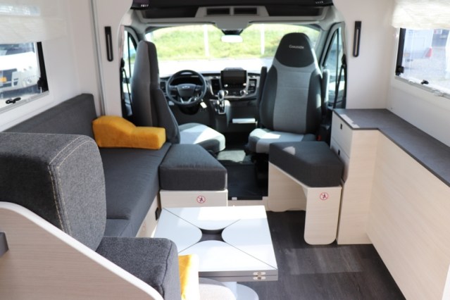Nagenoeg nieuwe Exclusieve Line 660 Chausson AUTOMAAT dubbele toegangsdeur Artic pack (70  foto: 60