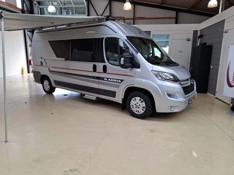 Adria Twin 600 SPT 160PK Vastbed Airco  foto: 0