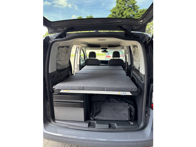 Volkswagen Caddy California 1.5 TSI EU6 84 kW / 114 hp 7-speed DSG photo: 5