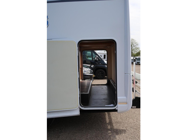 Knaus VAN Ti 550MD |Slecht 68379KM!|ZEER NETJES|Schotel/TV / Omvormer foto: 16