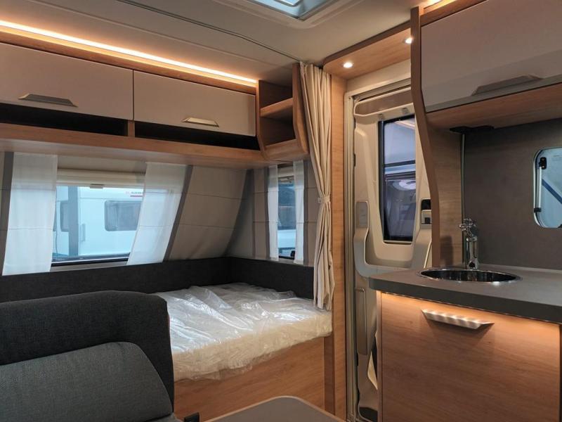 Knaus Sudwind 60 Years 500 QDK 3 stapelbedden!  foto: 7