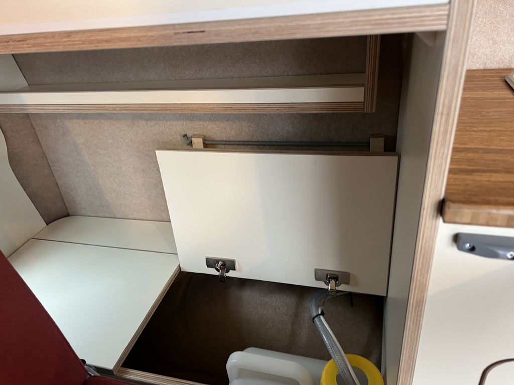 Volkswagen T6 Buscamper 2017 BENZINE foto: 3