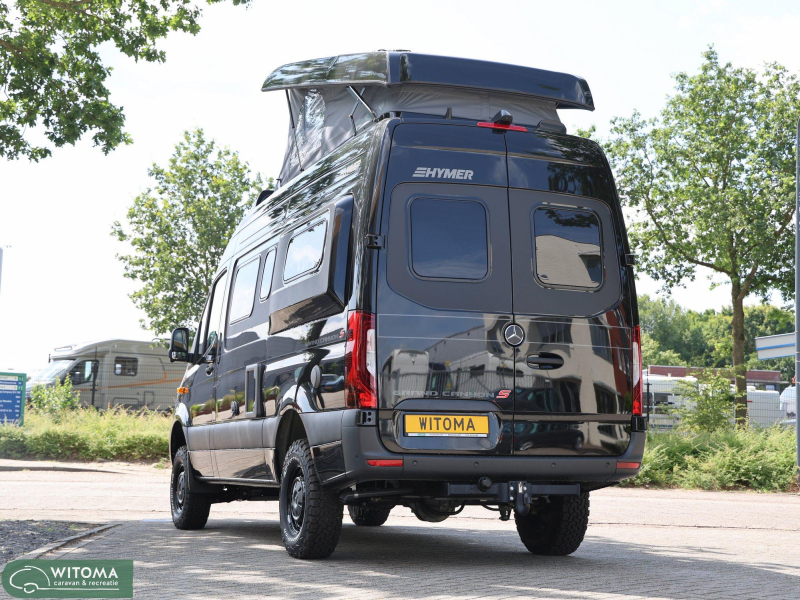 Hymer Grand Canyon S 600 4x4 Wie jarig = trakteert  foto: 9
