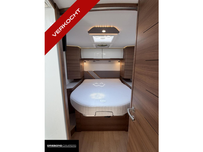 RAPIDO 686F Ultimate Line Automatik EP Level LPG Lithium Wechselrichter Foto: 2