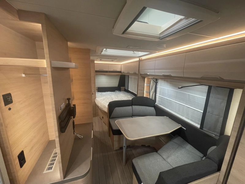 Knaus Sudwind Black Selection 500 PF Kopkeuken, Uniek!  foto: 8