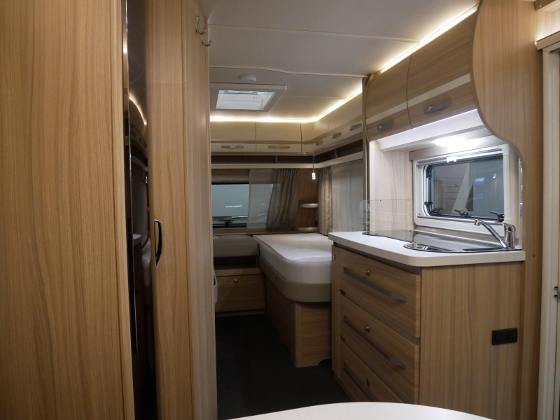 Fendt Bianco Activ 465 SGE Mover, Luifel, Fietsenrek  foto: 7