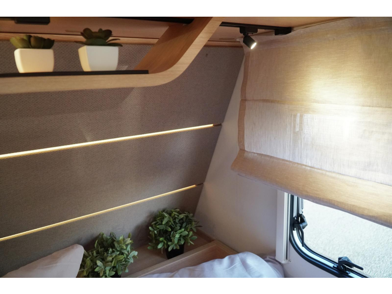 LMC Style 440 D modelo 2027, cama francesa foto: 34