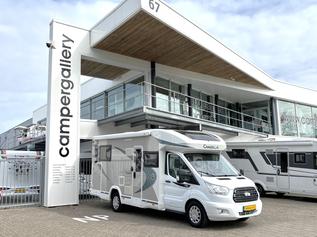 Chausson Titanium 708 AUTOMAAT QUEENSBED HEFBED FACE TO FACE