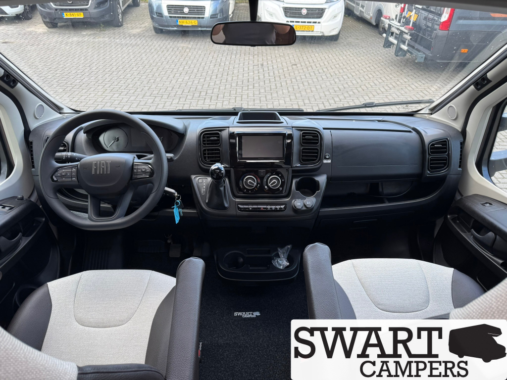 Weinsberg CaraCompact 600 MEG Edition [pepper] automaat 140 pk foto: 9