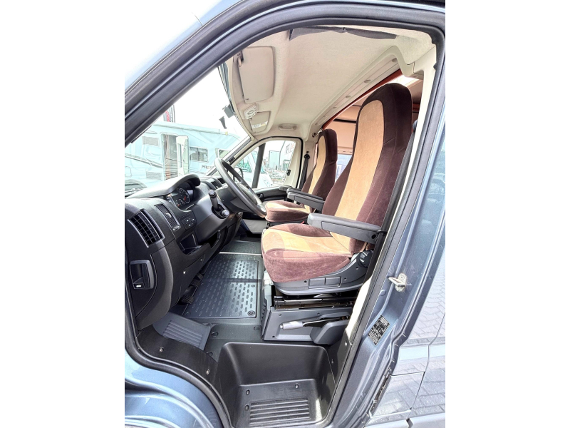 Karmann Dexter 600 Dwarsbed/2014/Euro5/Airco  foto: 13