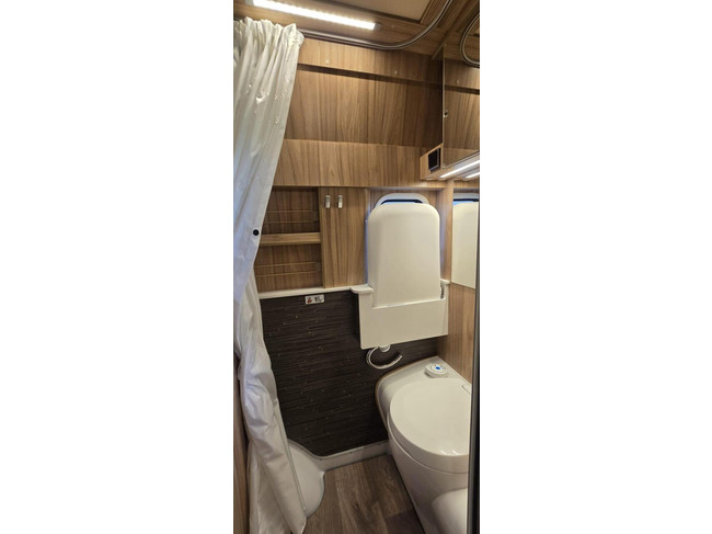 Hymer Grand Canyon 600 S 4x4 CrossOver *AUTARK* KOMPLETT Foto: 17