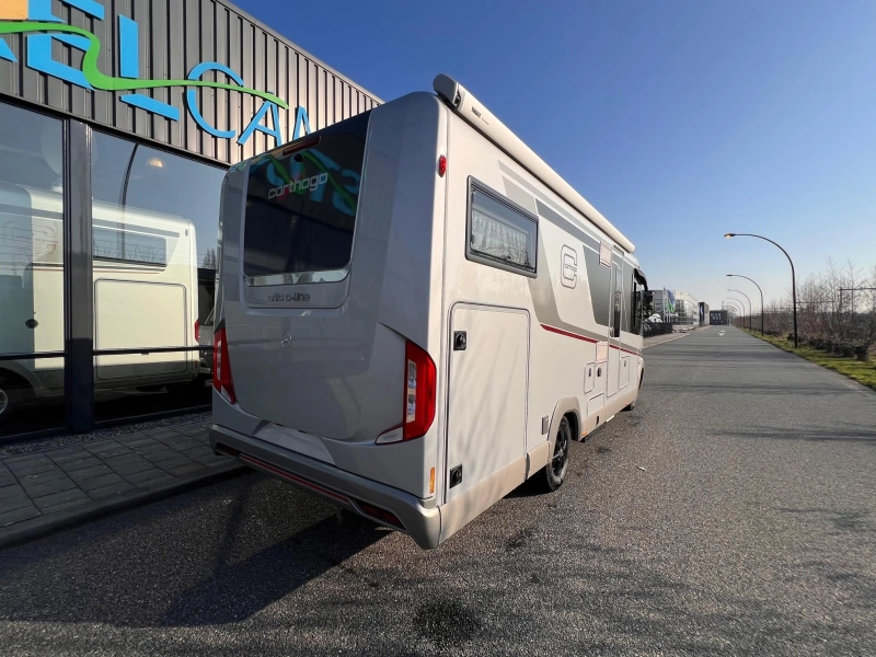 Carthago Chic C-Line I 4.9 LE MERCEDES/BOVENKASTJES foto: 2