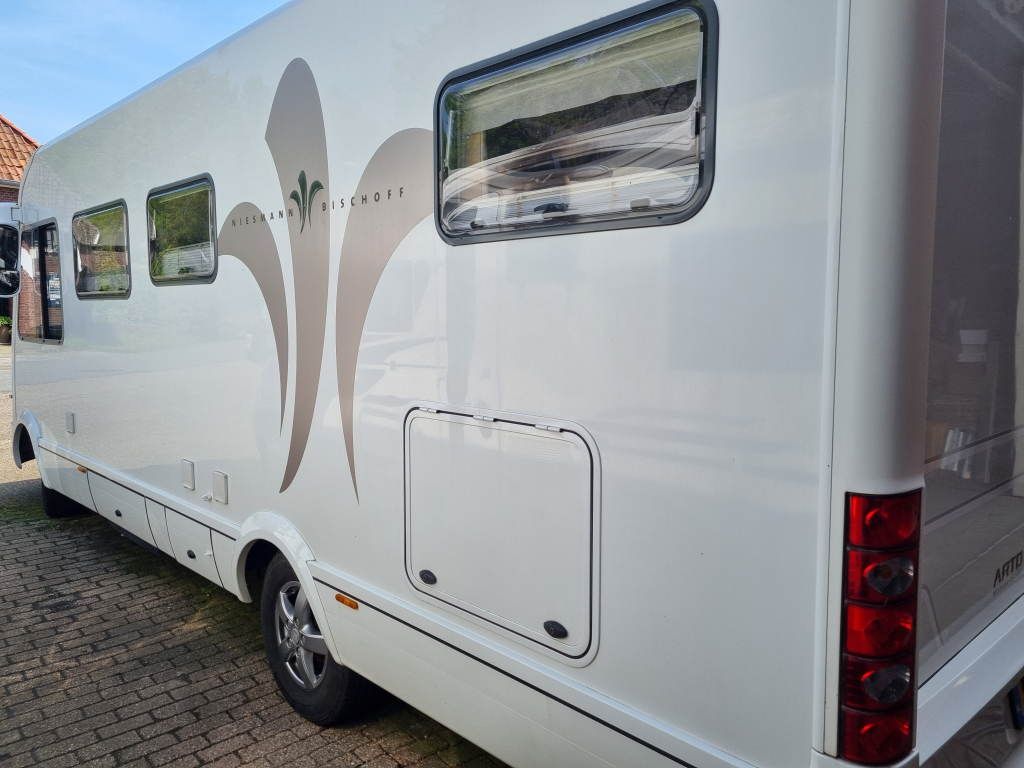 NIESMANN-BISCHOFF ARTO 74L Fiat automaat foto: 2