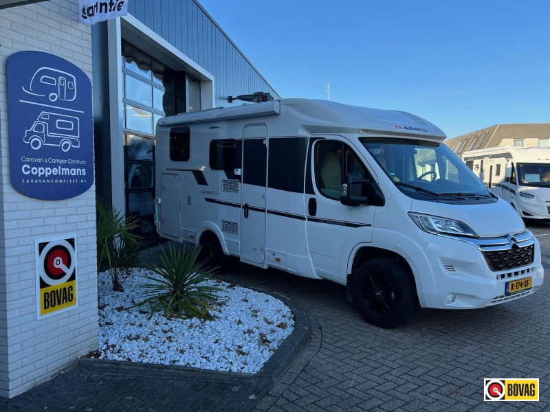 Adria Compact Axess SL Länge Betten, TV, kompakt 