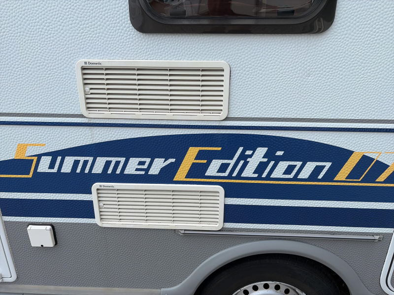 Dethleffs Summer Edition 430 DB Mover/Auvent/Porte-v&eacute;los photo : 10