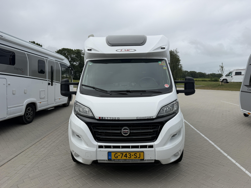 LMC Cruiser 732 T autom&aacute;tico - 5 plazas - cama abatible foto: 1
