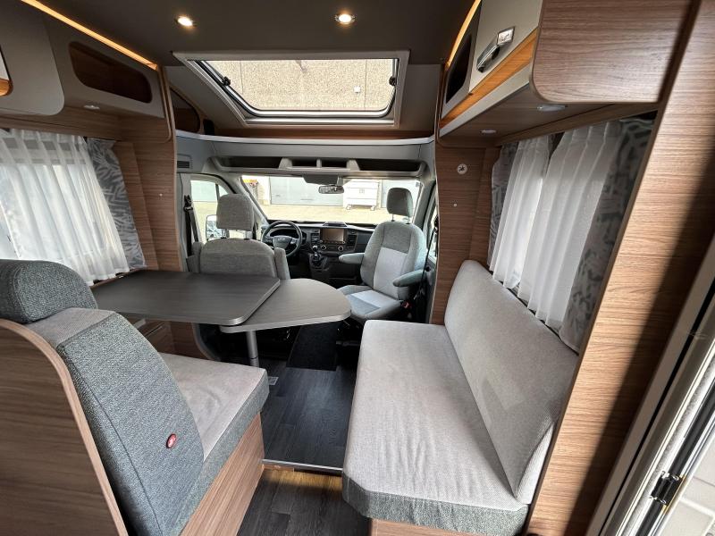 Weinsberg CaraLoft 650 MF Ex-verhuur  foto: 12